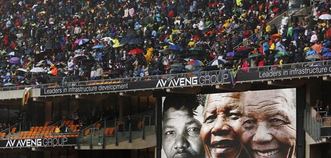 Concluye la ceremonia religiosa en honor a Nelson Mandela