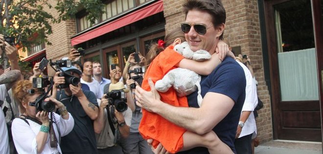 Aseguran que Tom Cruise no visita a su hija desde hace casi un año