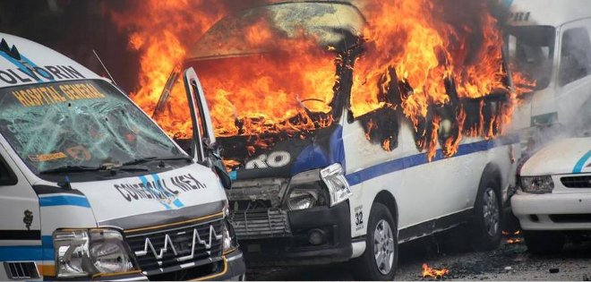Enfrentamiento entre transportistas deja al menos 14 heridos en sur de México