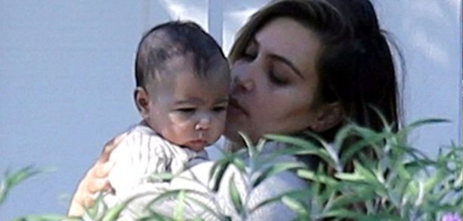 Kim Kardashian, una adorable mamá