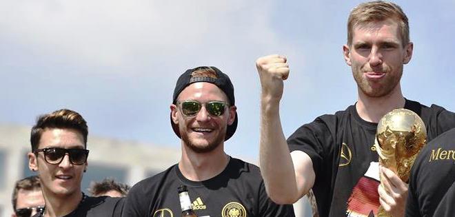 El campeón del mundo ya se encuentra en Alemania