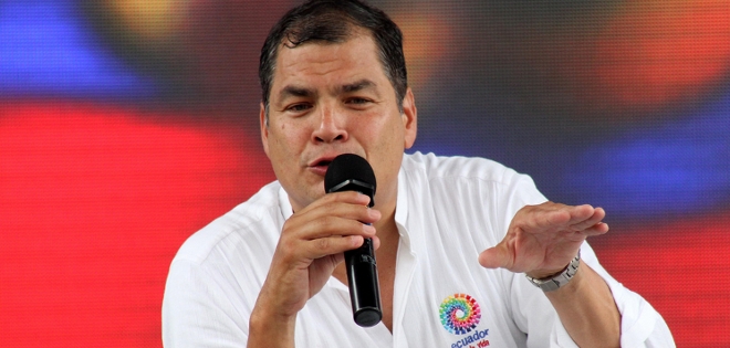 Correa apoya ley que contempla el 3% de utilidades para empleados de Claro y Movistar