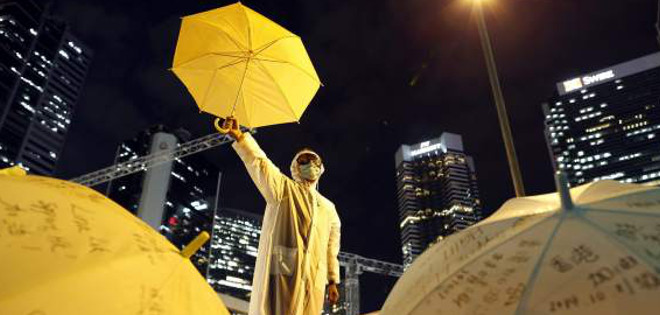 El Gobierno pide diálogo a los estudiantes sin ofrecer mejoras democráticas