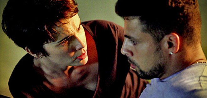 Una historia de amor que podría cambiar el rumbo de Avenida Brasil