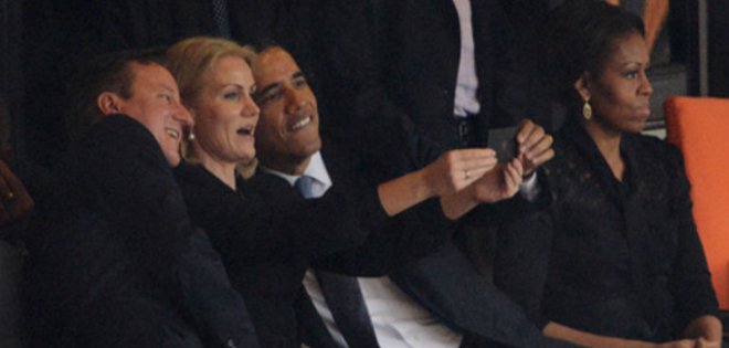 Foto &#039;selfie&#039; de Obama con primera ministra de Dinamarca se vuelve viral