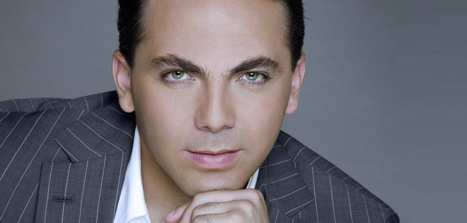 Cristian Castro se niega a hablar de su supuesta hija