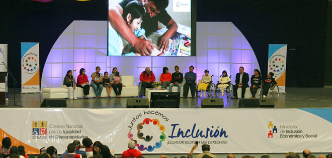 650 personas con discapacidad en Guayas reciben atención en su hogar