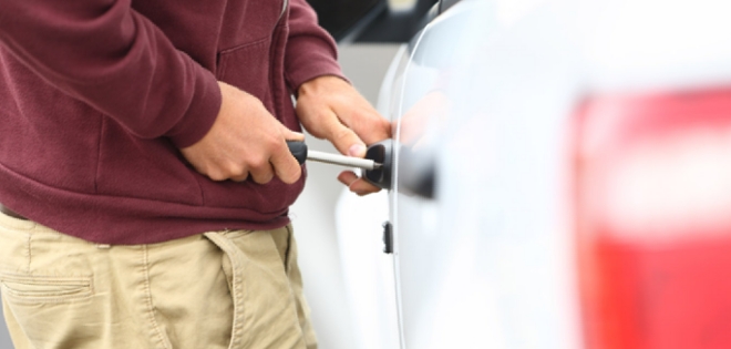 Kennedy y Urdesa, las zonas con más robos de carros en Guayaquil