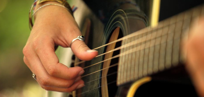 Jóvenes borran huella de las drogas con música