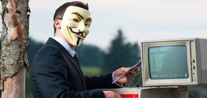 &#039;Hackean&#039; páginas web del Kremlin y del Banco Central de Rusia