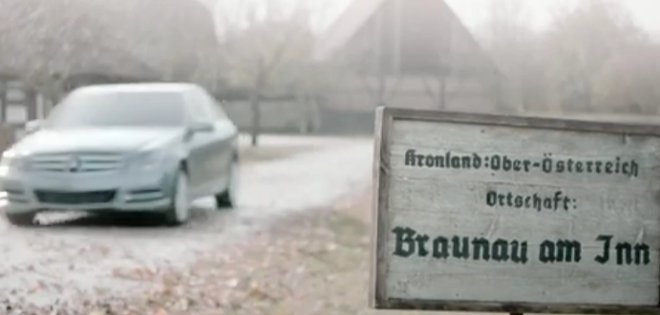 Spot de un Mercedes que atropella a Hitler causa polémica en Alemania