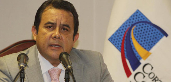 Patricio Pazmiño renuncia a su cargo en la Corte Constitucional