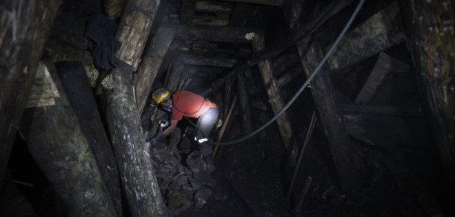 Colombia: 12 mineros atrapados por explosión en mina de carbón