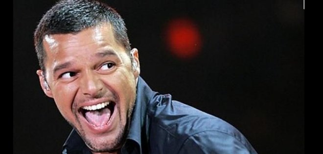 Ricky Martin invita a sus seguidores a escribir la canción para el mundial Brasil 2014