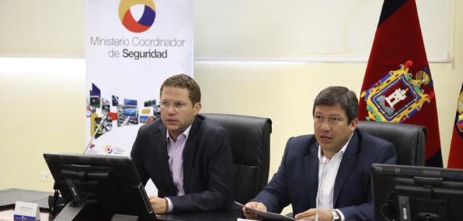 Autoridades de Pichincha analizan acciones por el volcán Cotopaxi, Geofísico advierte de sismos