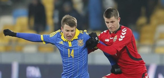 UEFA sanciona a Ucrania por incidentes de público