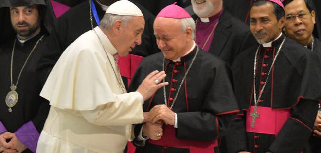 El papa Francisco pide a los obispos que no encubran los casos de pederastia