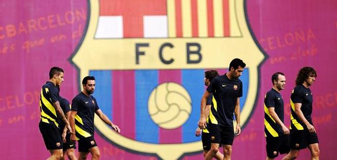 Barcelona de España no puede contratar jugadores tras sanción de la FIFA