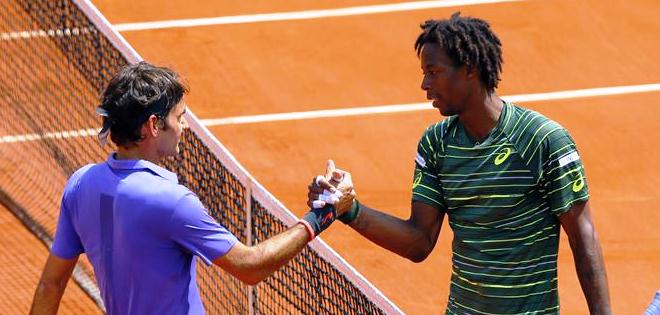 Federer acaba con Monfils al que dejó pendiente la víspera