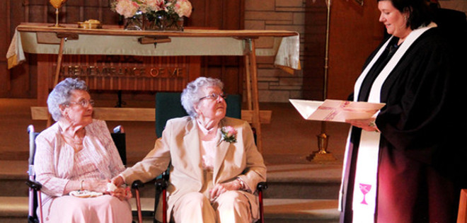 La boda especial de dos ancianas tras 72 años de relación