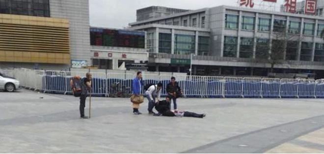 Un muerto y 9 heridos en un ataque con arma blanca en China