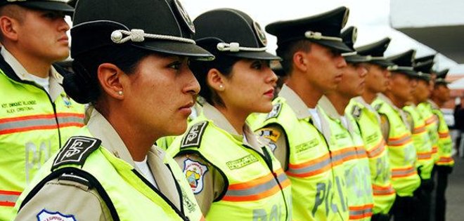 43 mil policías velarán por la seguridad durante feriado