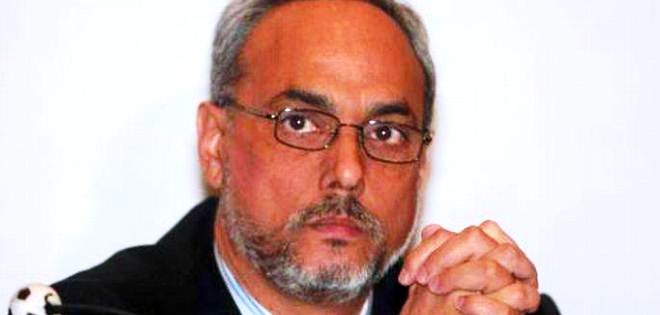 Burga declina buscar reelección en Federación Peruana