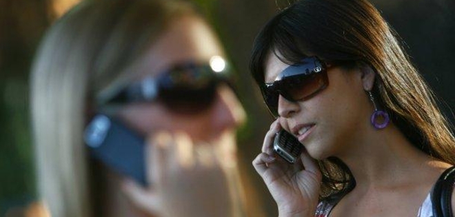 Uso intensivo del celular aumenta riesgo de sufrir cáncer cerebral