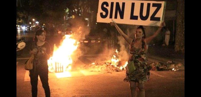 Gobierno argentino culpa a las eléctricas de los cortes de luz