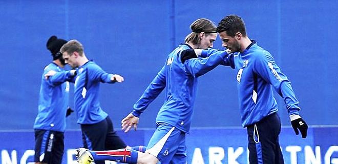 Croacia optimista, Islandia inasequible al desaliento
