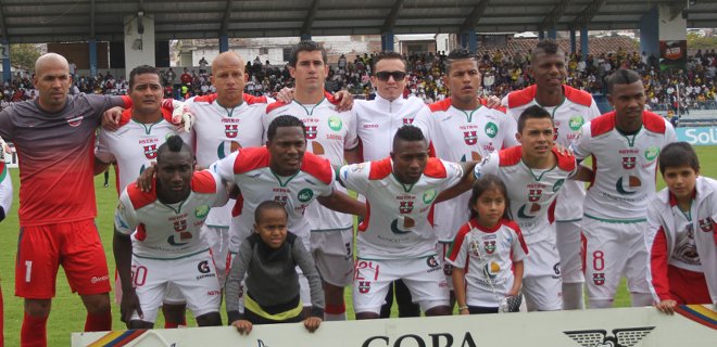 Liga de Loja viajó a Paraguay en busca de clasificación ante Nacional