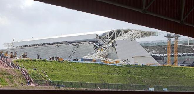Ronaldo preocupado por las víctimas en estadio de Corinthians
