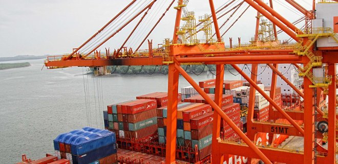 ¿Por qué es importante dragar en el canal de acceso al puerto de Guayaquil?