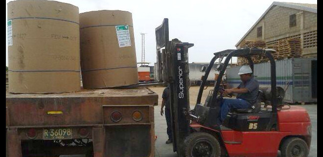 Camiones con papel para diarios entraron a territorio venezolano