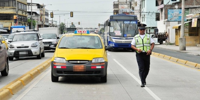 Guayaquil deberá pagar $9 millones por mantener a vigilantes de la CTE, según el Gobierno