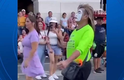 Snoop Dogg viraliza video de un mimo en la avenida 9 de Octubre.