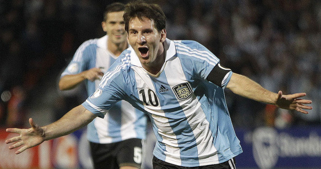 Argentina y Messi se entrenan de cara al partido contra Paraguay