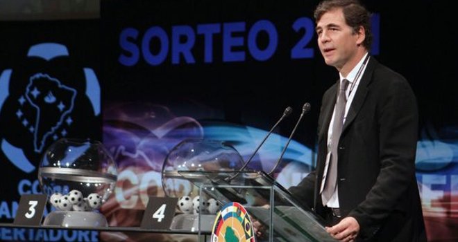 Empresario argentino se declara no culpable en caso de corrupción en la FIFA
