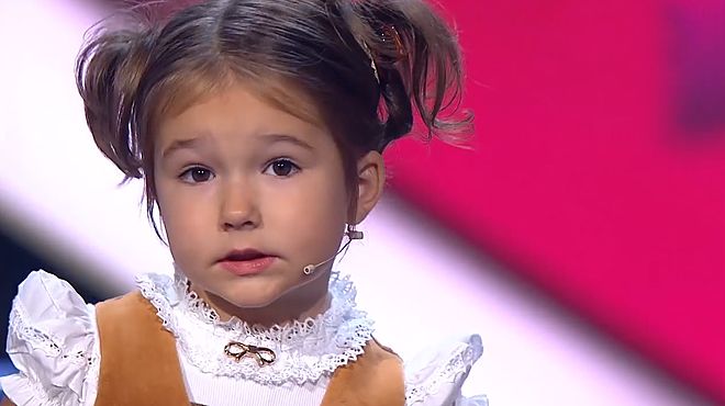 La verdad detrás de la niña que habla siete idiomas