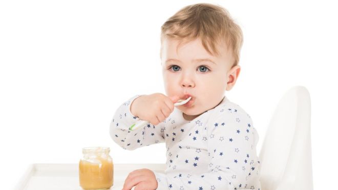 Los preocupantes niveles de azúcar en los alimentos para bebés