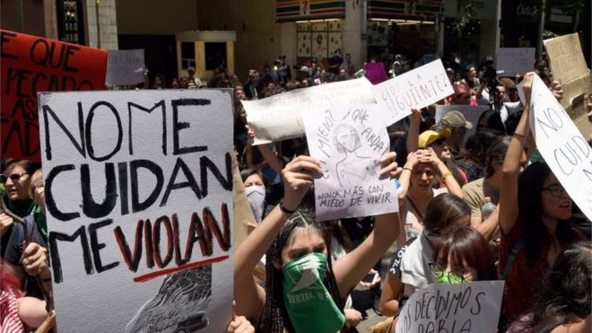 Exigen castigo a policías de México que violaron a 2 menores