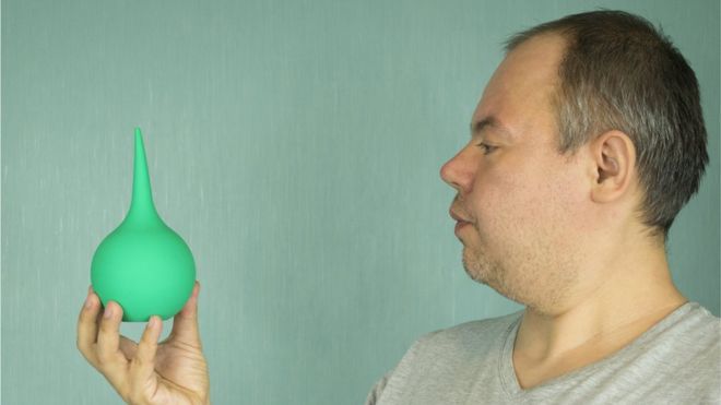 Cómo un trasplante de heces te podría salvar la vida