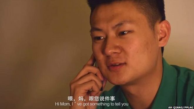 El video del joven chino que les dice a sus padres que es gay visto por más de 100 millones