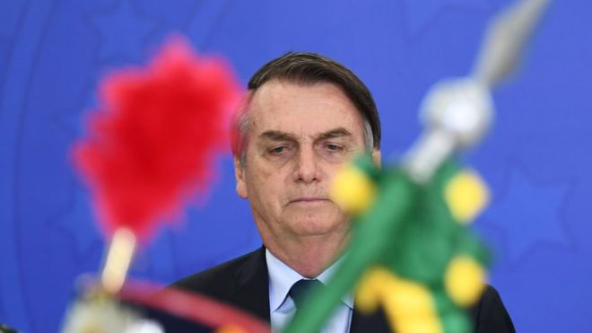 Bolsonaro, en controversia con activistas LGTB
