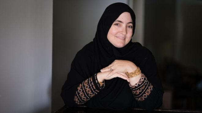 La mujer que creó un negocio millonario mientras educaba a sus 14 hijos en casa