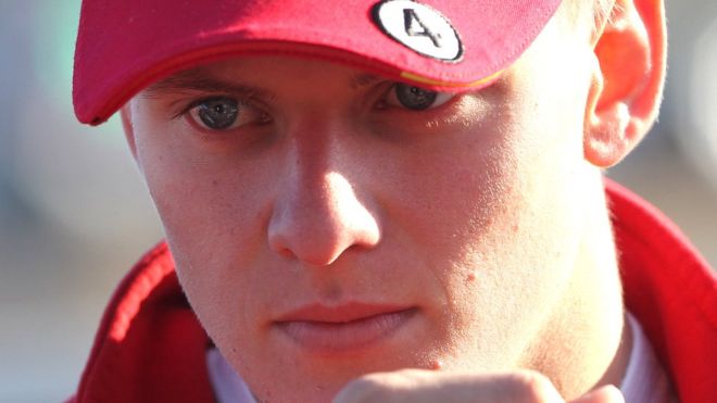 Hijo de Michael Schumacher entra en academia de Ferrari