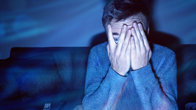 Serie de terror de Spielberg solo podrá verse de noche