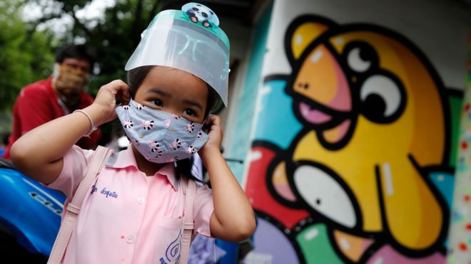 ¿Qué dice la ciencia sobre el riesgo de contagio de coronavirus al reabrir las escuelas?