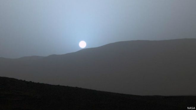 El inesperado atardecer azul en Marte