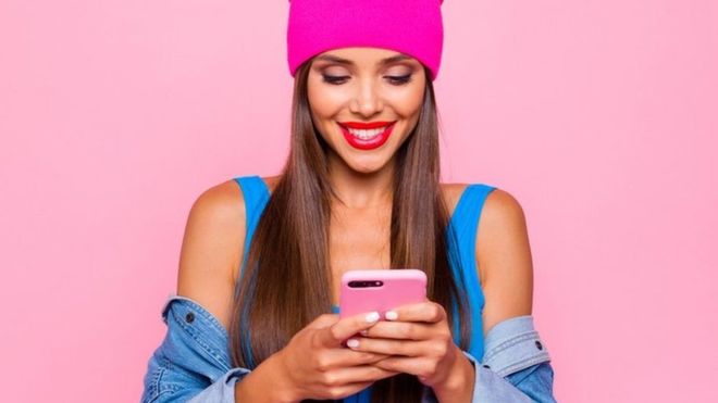 Quiénes son los &quot;nanoinfluencers&quot; y cómo puedes convertirte en uno de ellos